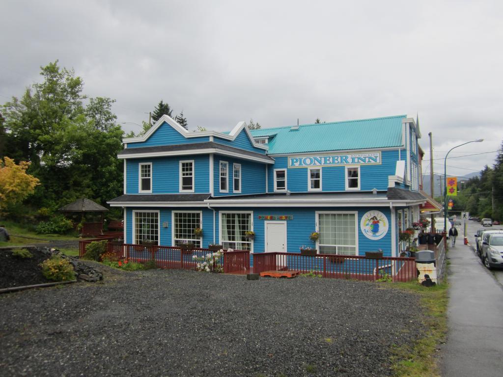 Pioneer Inns Prince Rupert Exteriör bild